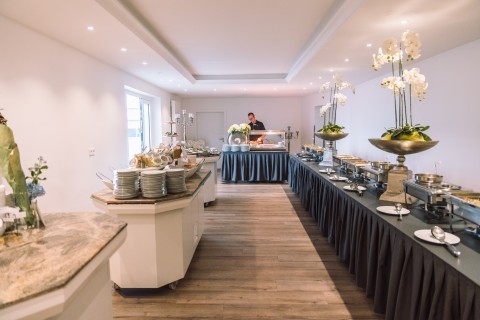 Buffetraum im großen Festsaal