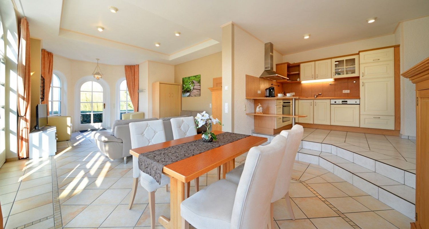 Appartement Seeblick Essbereich