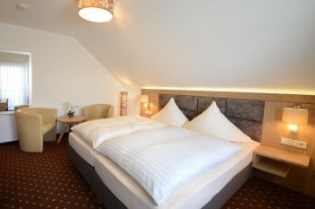 Hotelzimmer Hammermühle Gästehaus mit Balkon